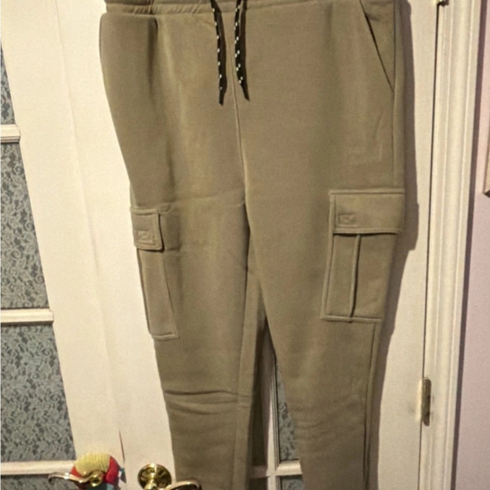 Hype Men's Beige Cargo Pants NWT XL